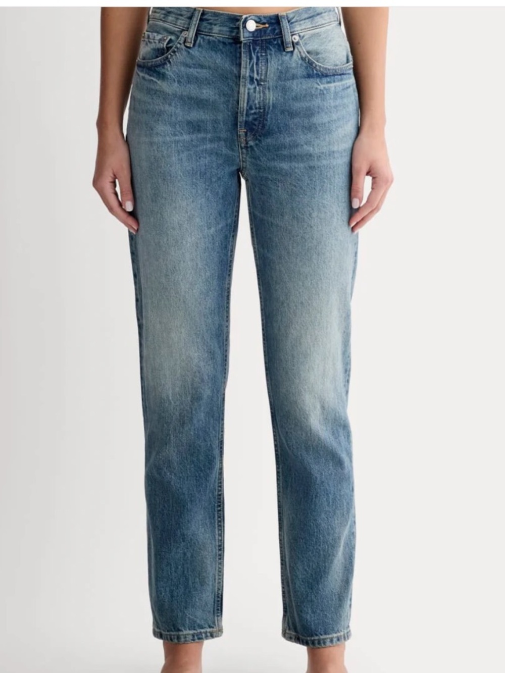 EVERLANE The Curvy ‘90s Cheeky Straight Leg Jean Mid Blue Size 28 Button Fly NEW